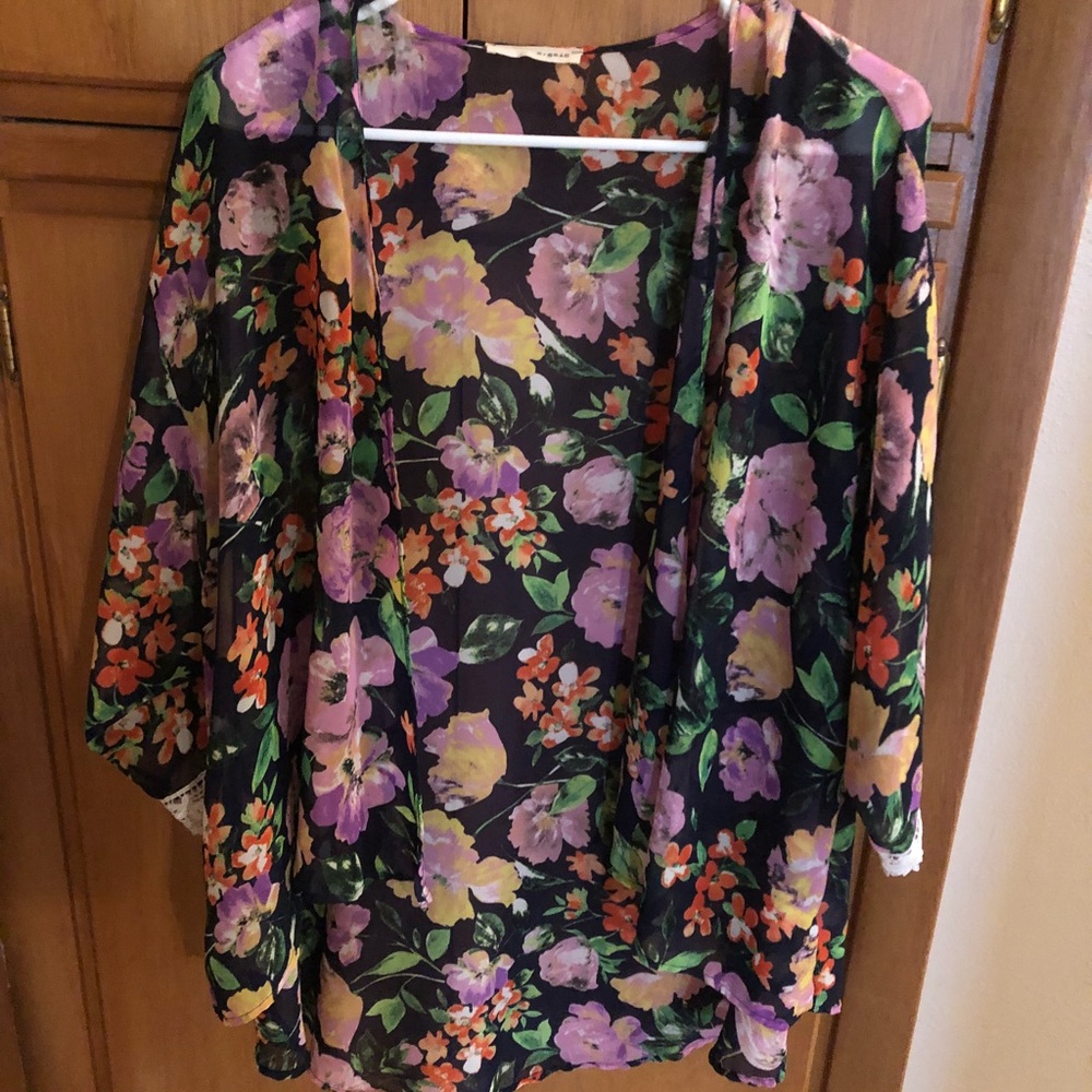 Navy floral kimono, one size